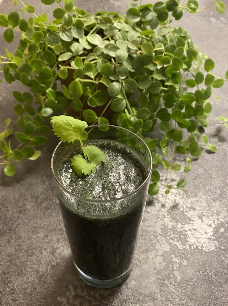 Foto HMDS 764x1024 - Heavy Metal Detox Smoothie